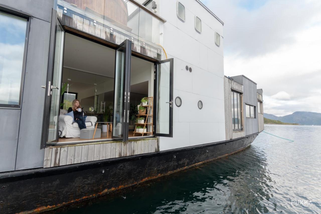 Volda Floating Home Kvaloya Zewnętrze zdjęcie