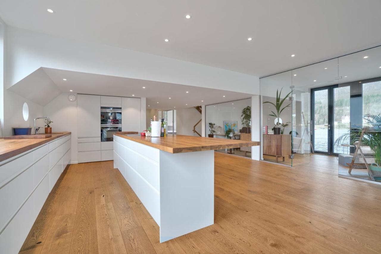 Volda Floating Home Kvaloya Zewnętrze zdjęcie