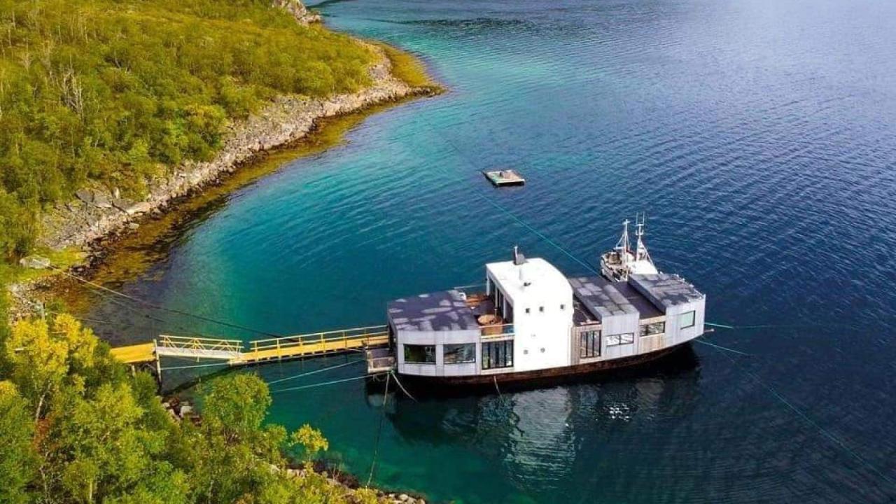 Volda Floating Home Kvaloya Zewnętrze zdjęcie